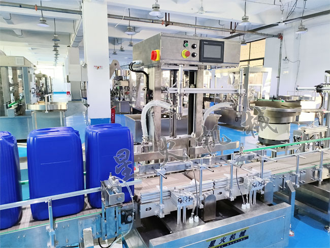 20��˫ͷ����Һ����ع�װ��